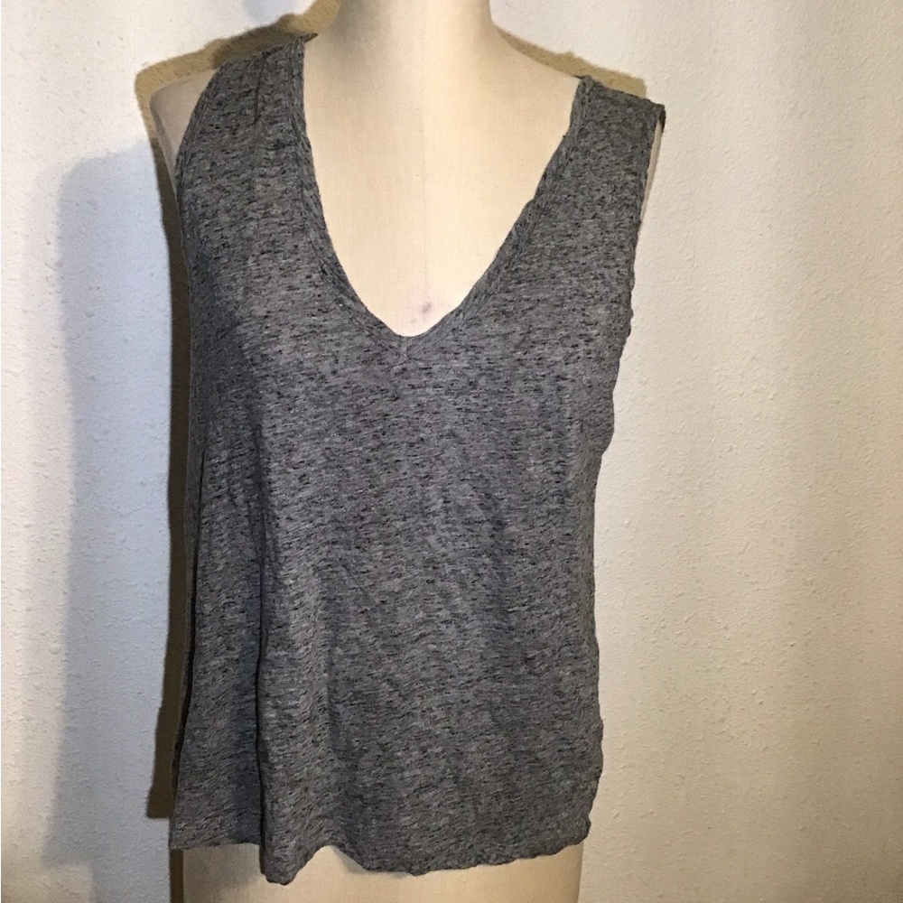 Madewell whisper gray v-neck tank top size small
